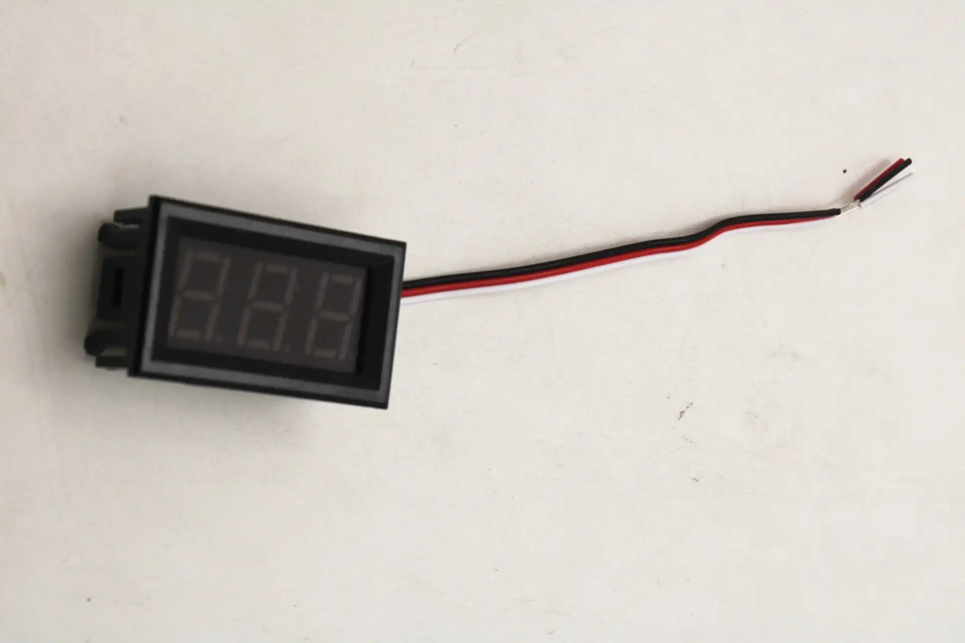 0.56inch 0-100V Three Wire LED Display Digital DC Voltmeter-Green