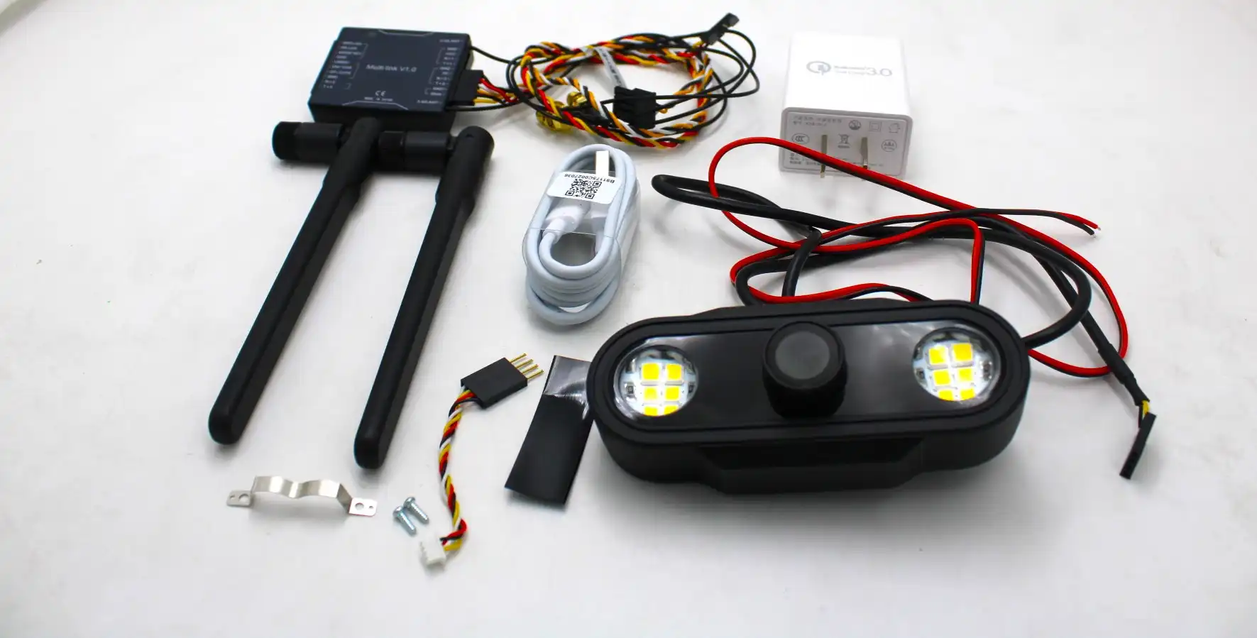 Skydroid H12 Inbuild Display Remote Control with camera
